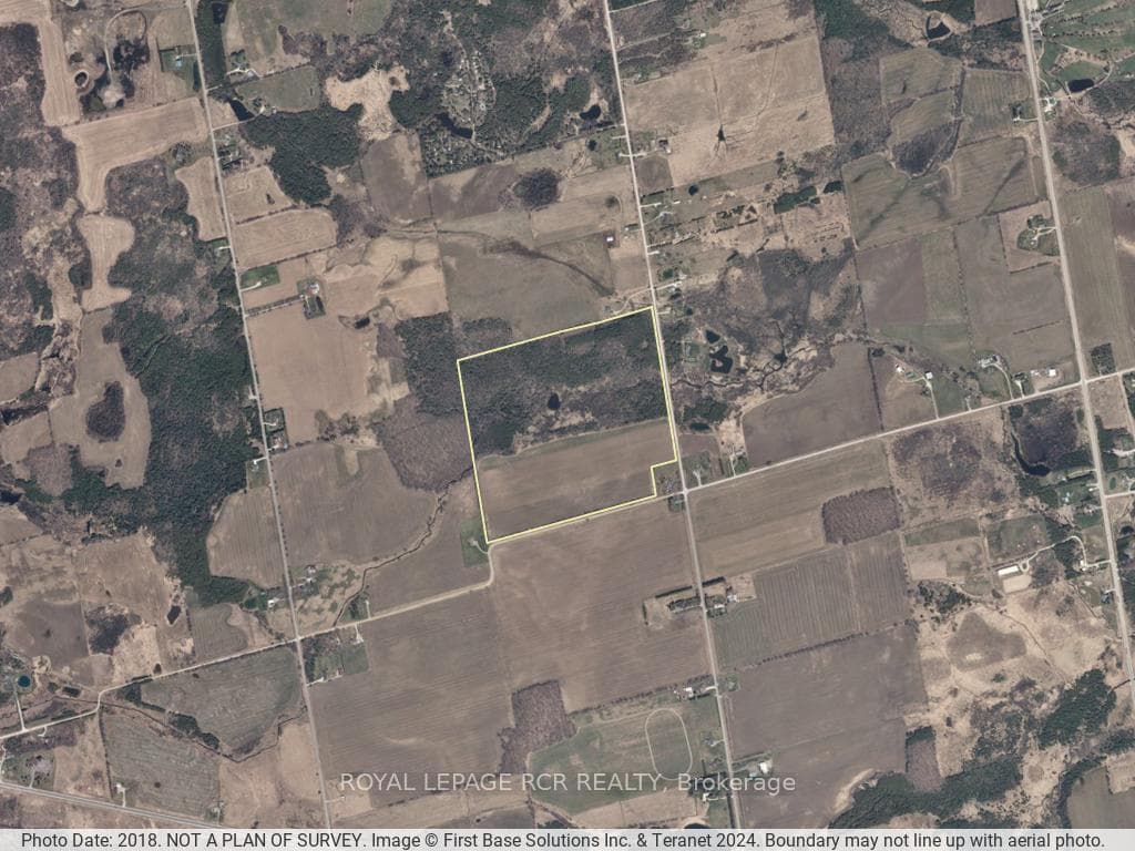 476342 3rd Line Road photo 2