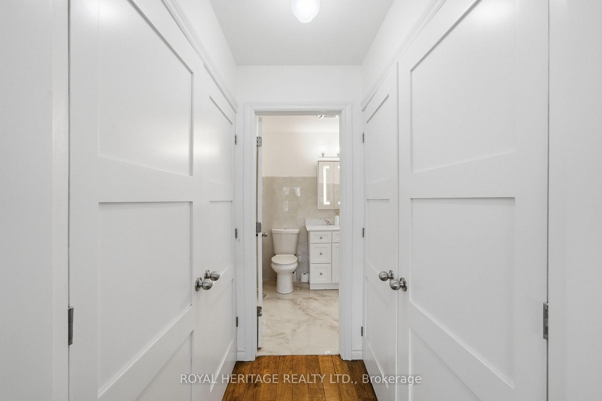 2201 Wildwood Crescent photo 29