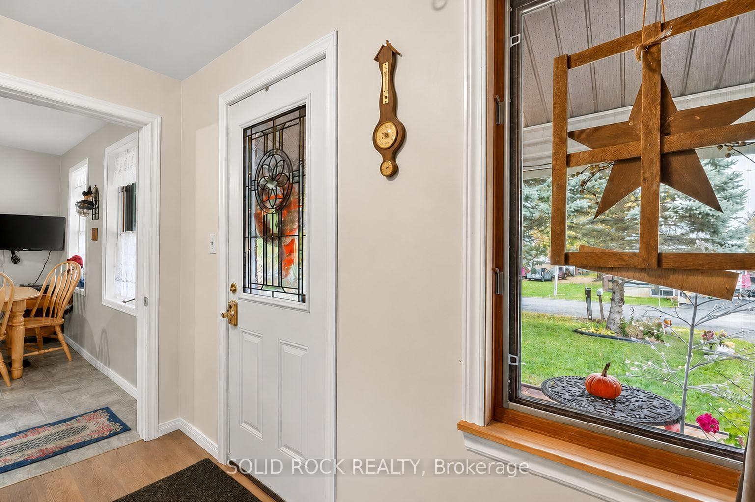 1262 Rodney Lane photo 2