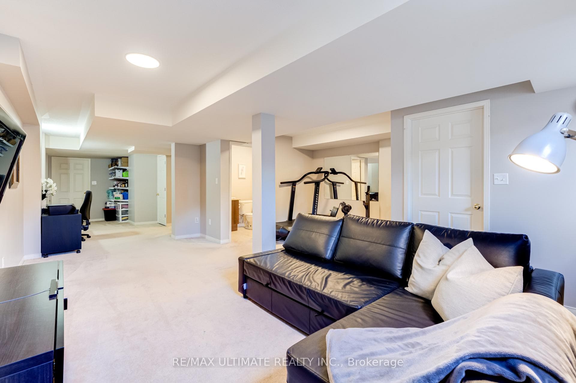 149 Chambersburg Way photo 31