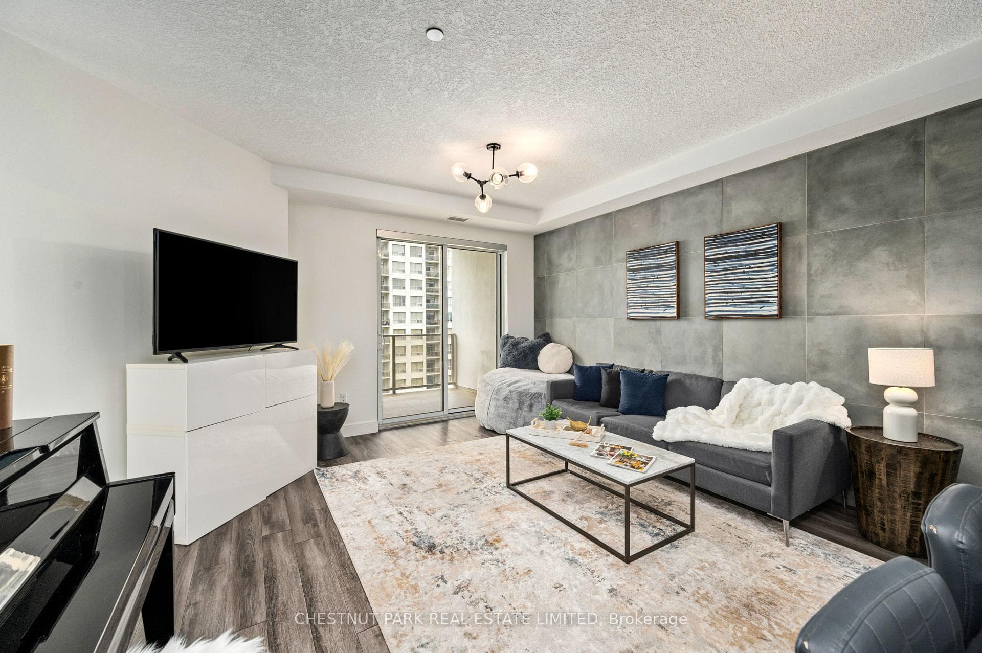 330 Ridout Street Unit 1710 photo 10