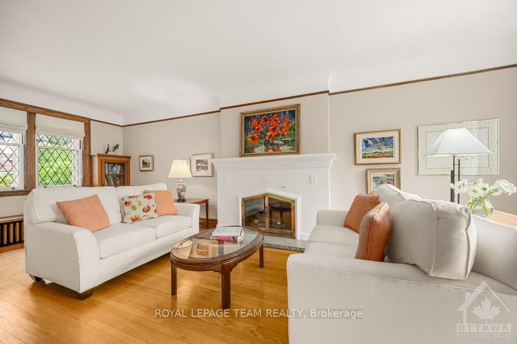 241 FOURTH Avenue photo 4