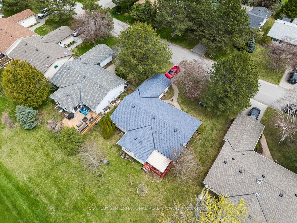 101 Tecumseth Pines Drive photo 22