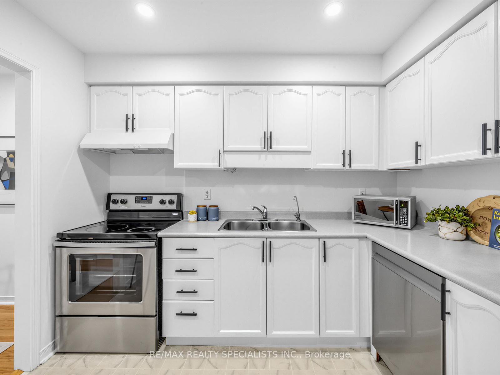 3056 Pendleton Road photo 10