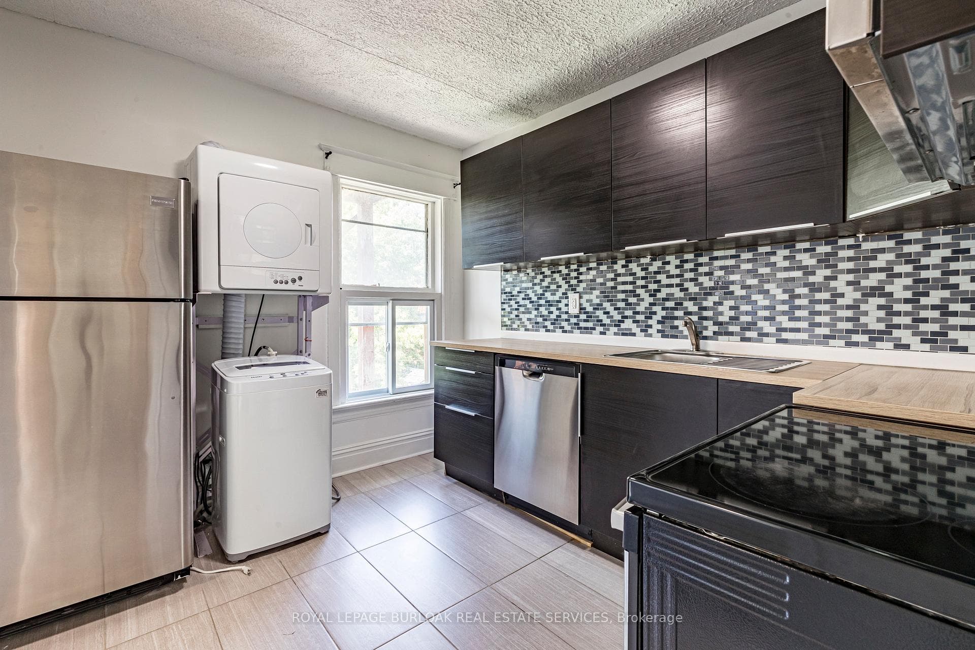 22 Myrtle Avenue photo 21