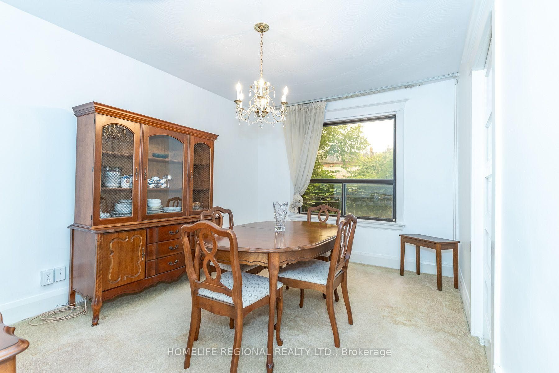 353 St Clarens Avenue photo 26