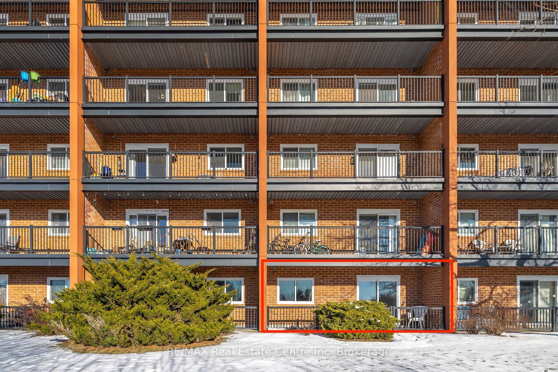 41 Conroy Crescent Unit 102 photo 4