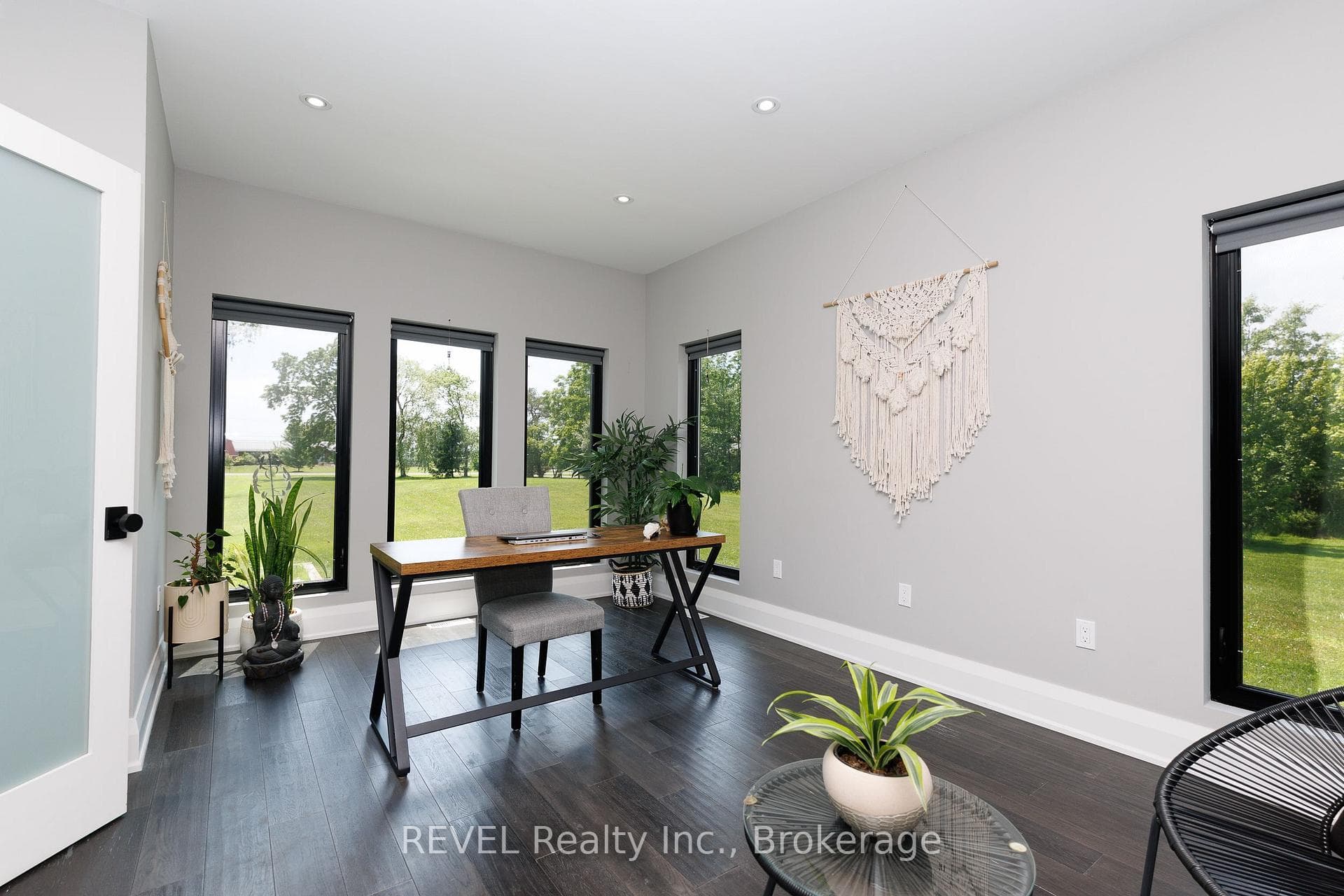 1009 Canboro Road photo 20