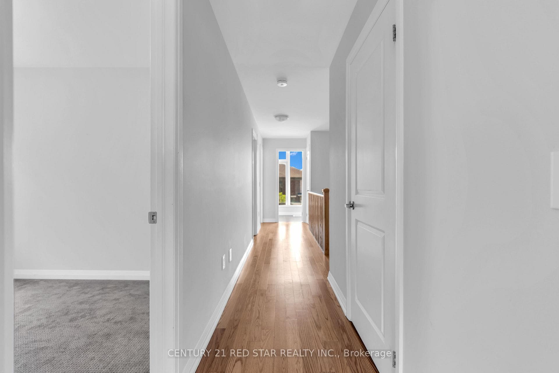 844 Sobeski Avenue photo 29