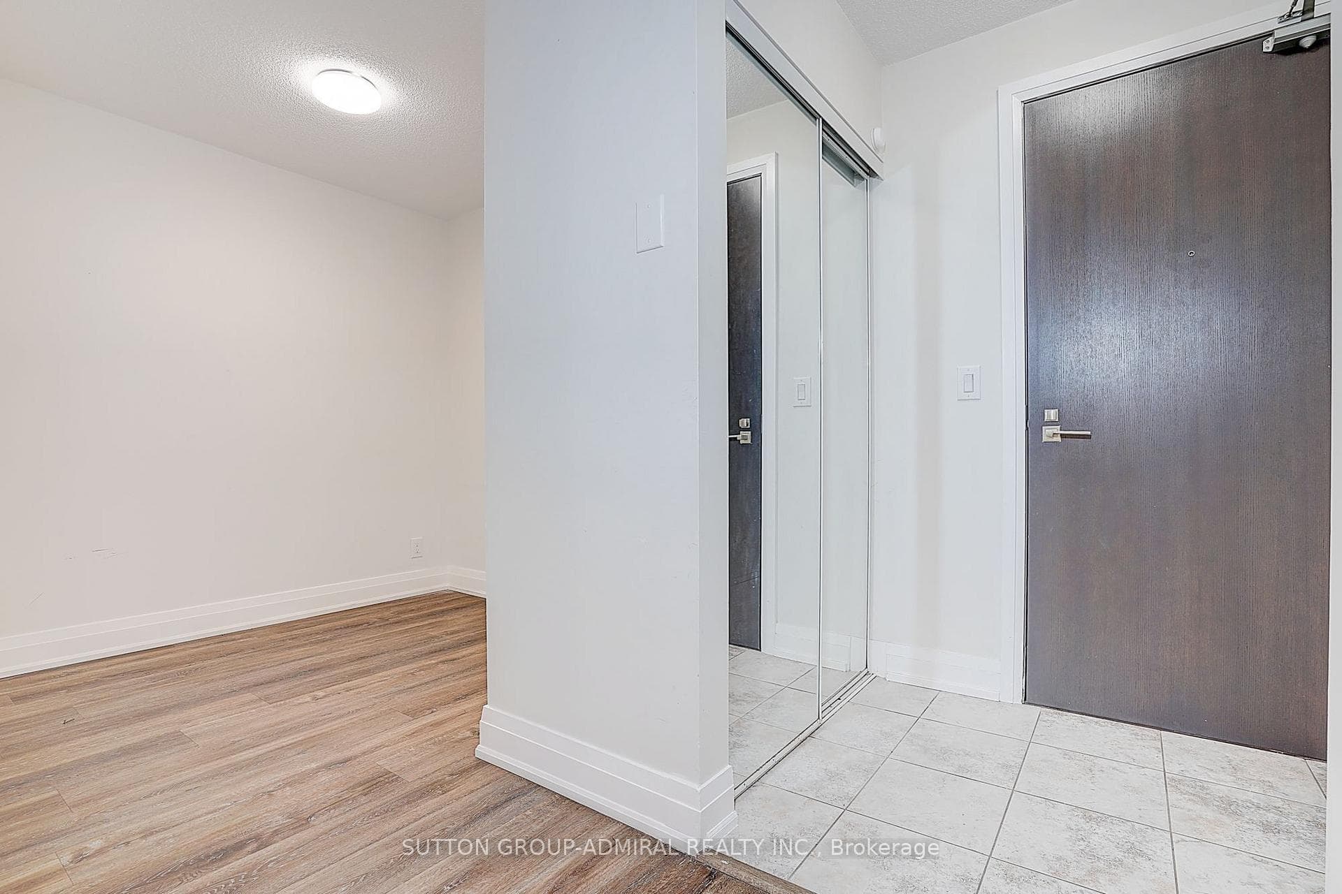 1060 Sheppard Avenue Unit 1408 photo 8