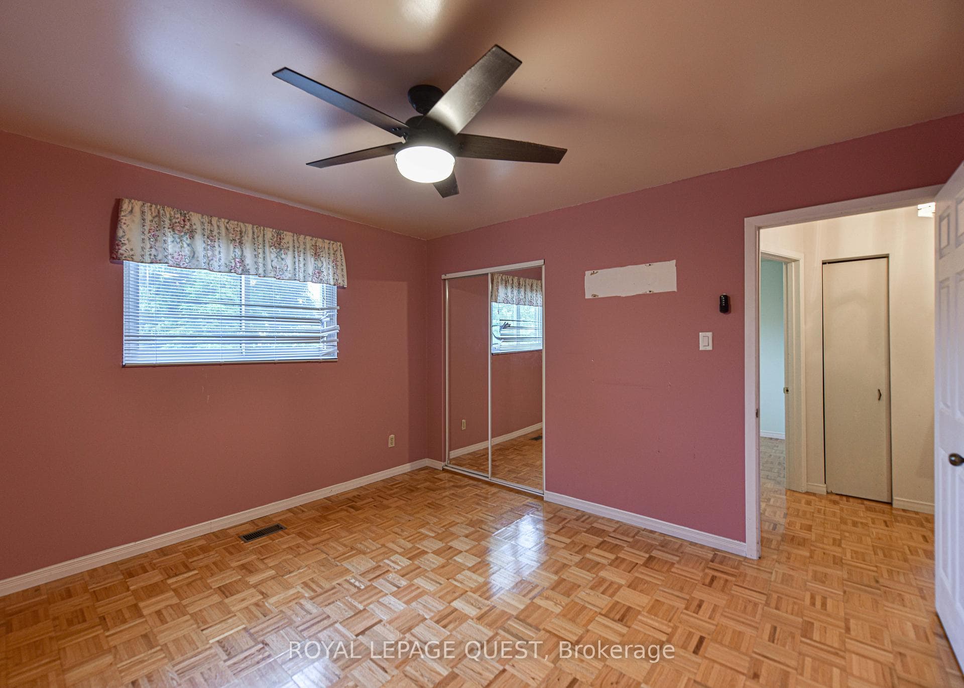 50 Highcroft Road photo 26