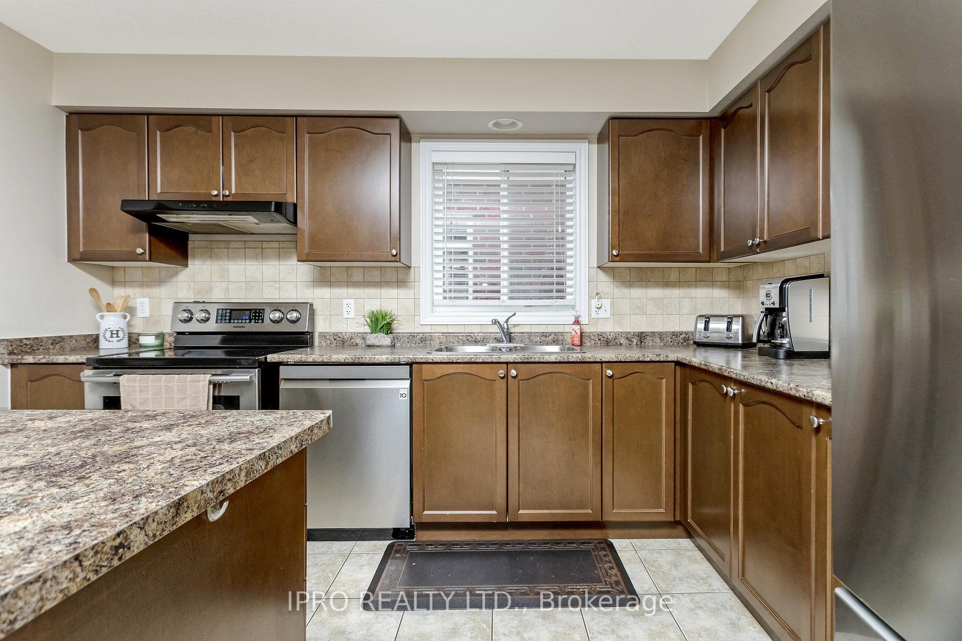 45 Bowen Drive photo 10