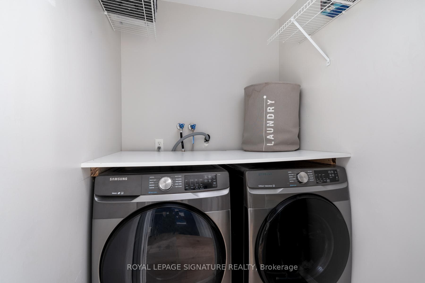 133 Wildberry Crescent photo 29
