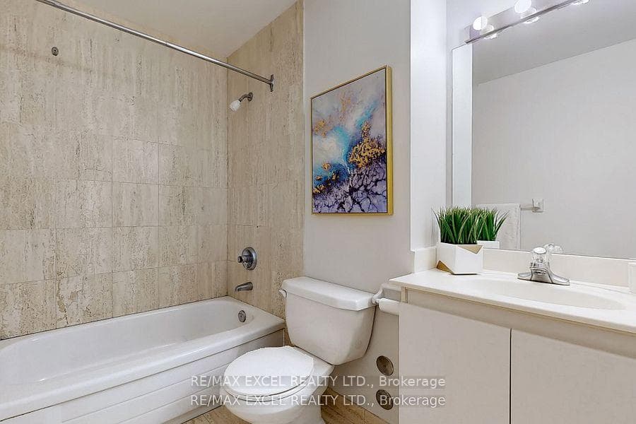 18 Hillcrest Avenue Unit Ph104 photo 16