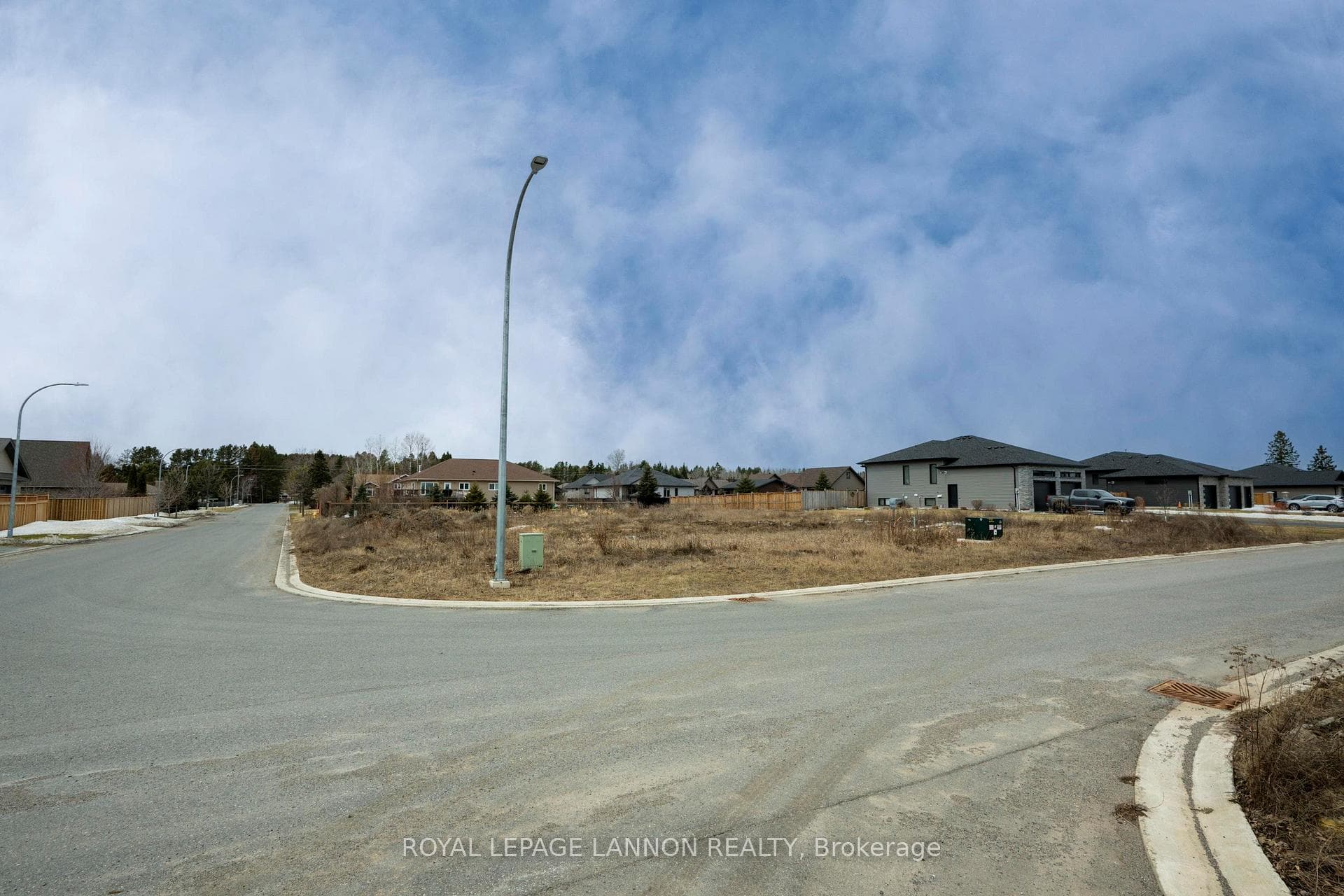 2103 MAGNOLIA Drive photo 6