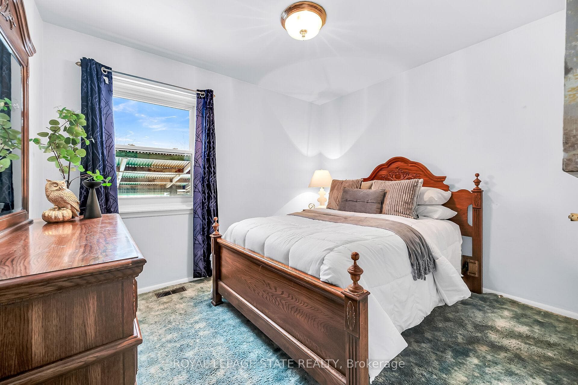 646 Upper Sherman Avenue photo 16