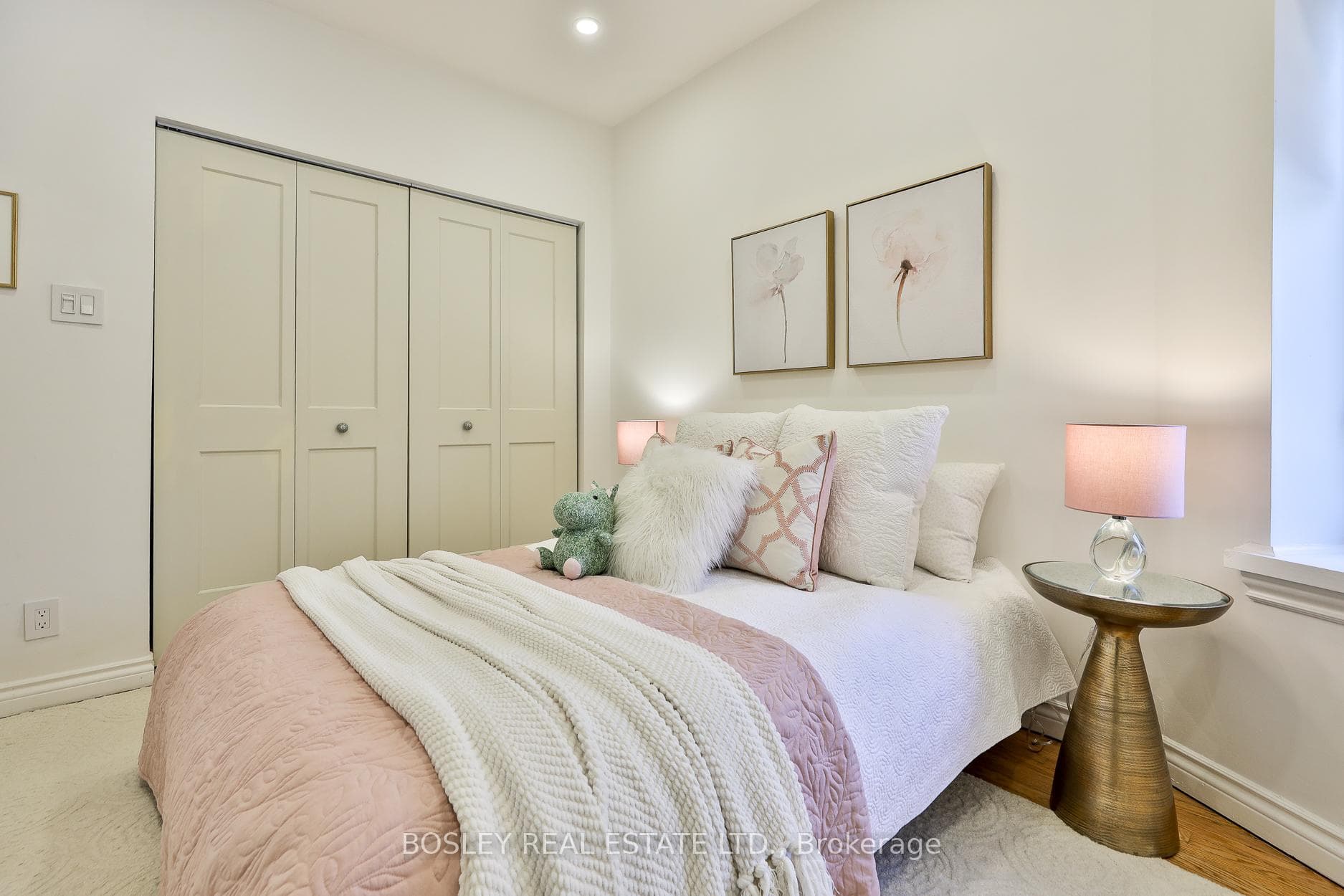 19 Ravina Crescent photo 20