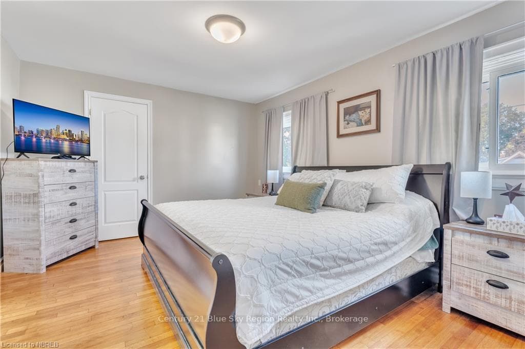 172 FOURTH Avenue photo 21