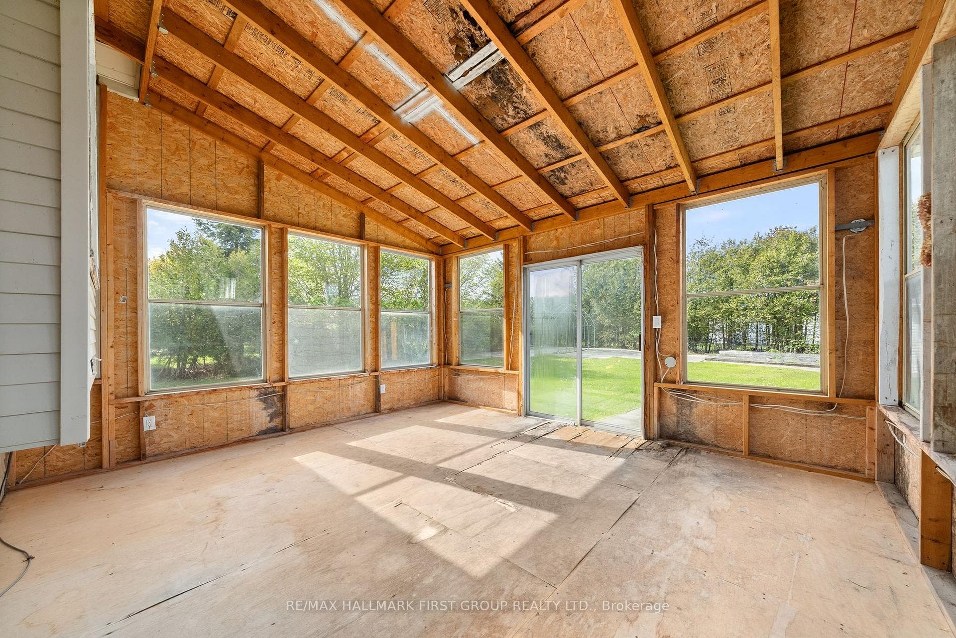 108 Centennial Drive photo 23