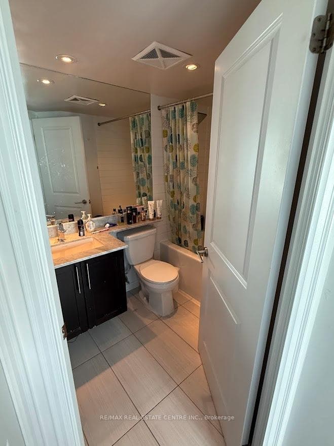 125 Western Battery Road Unit 1705 photo 10