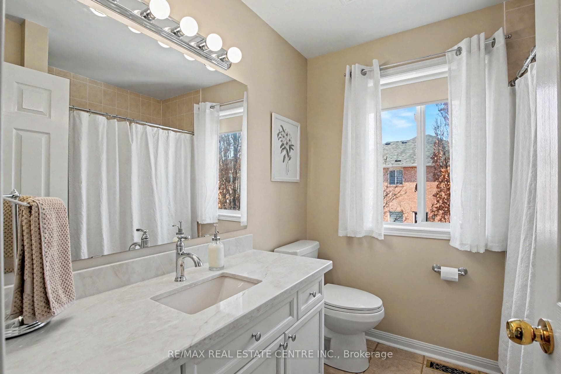 971 Lancaster Boulevard photo 28