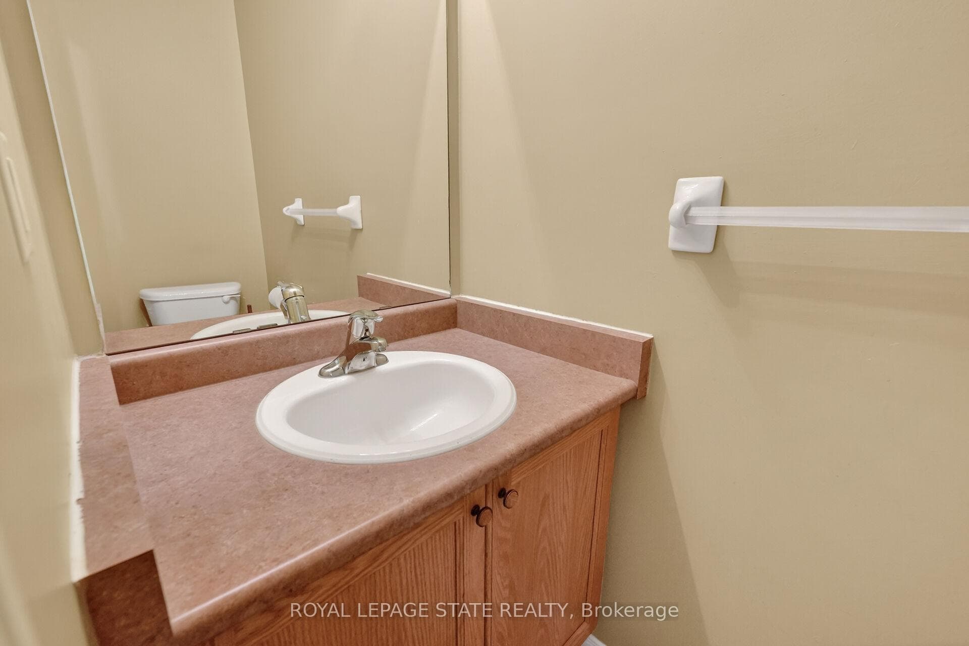41 Kenyon Crescent photo 15