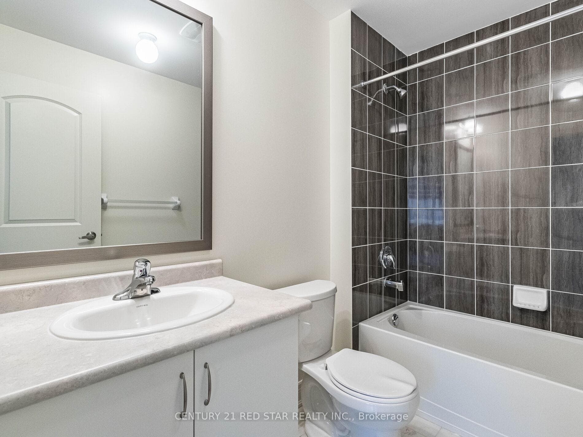 192 Farrell Road photo 16