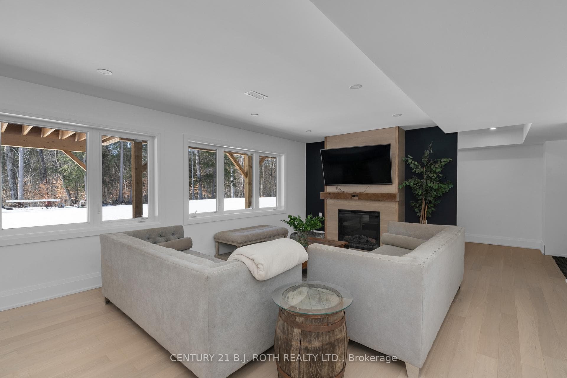 24 Oldenburg Court photo 19
