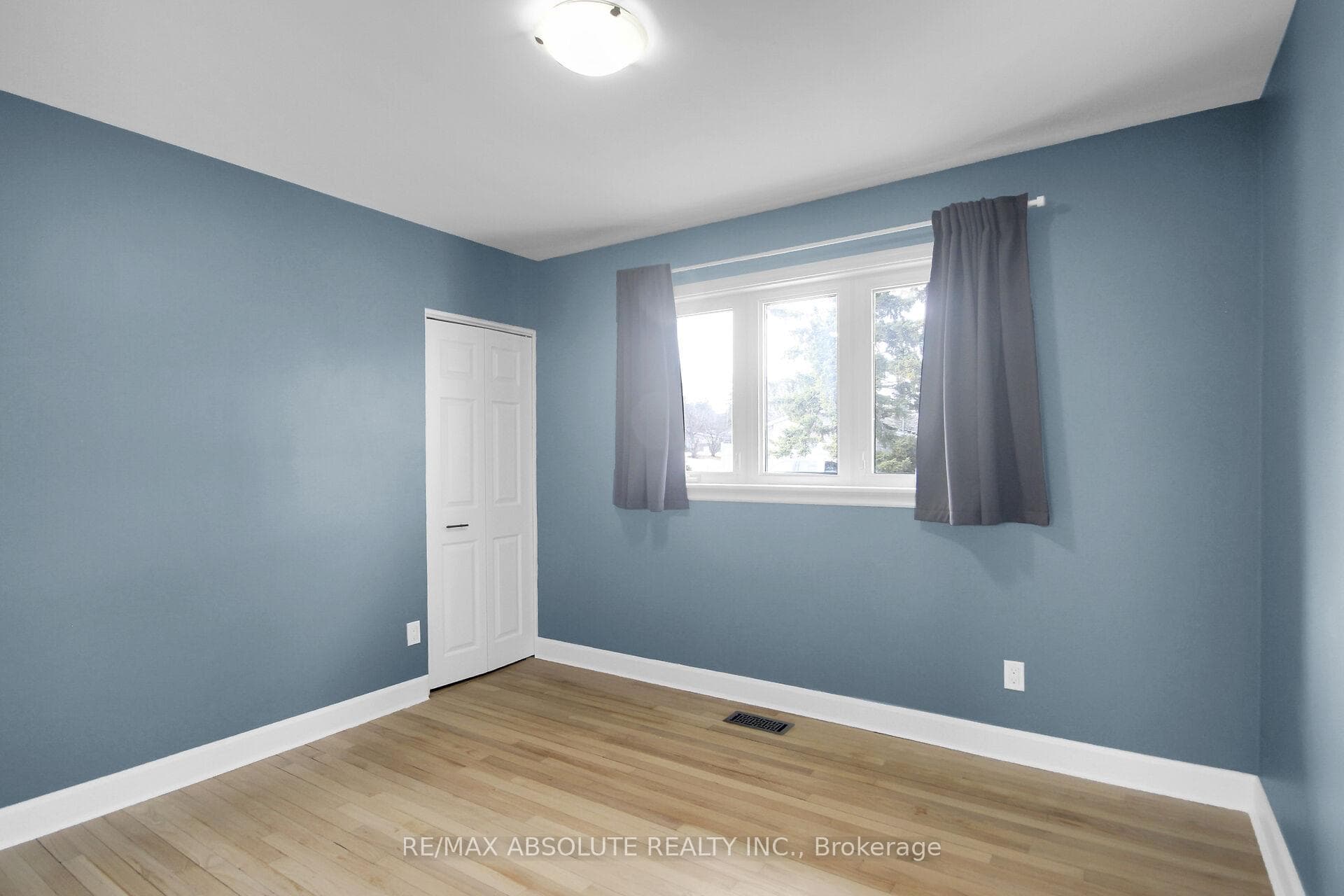 60 Foothills Drive photo 34