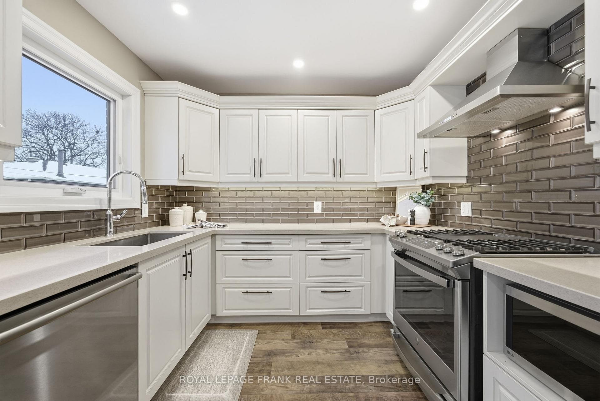 1143 Windermere Avenue photo 13