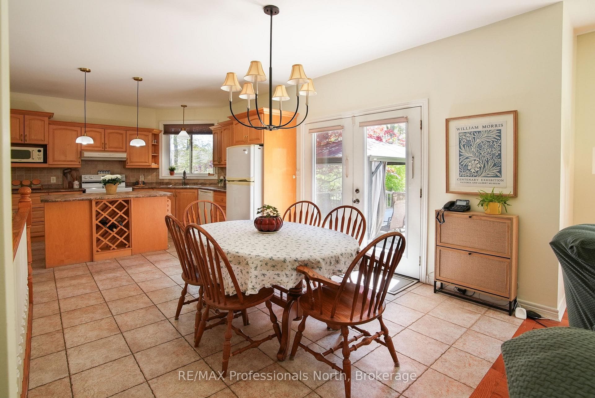 9883 Graham Road photo 14