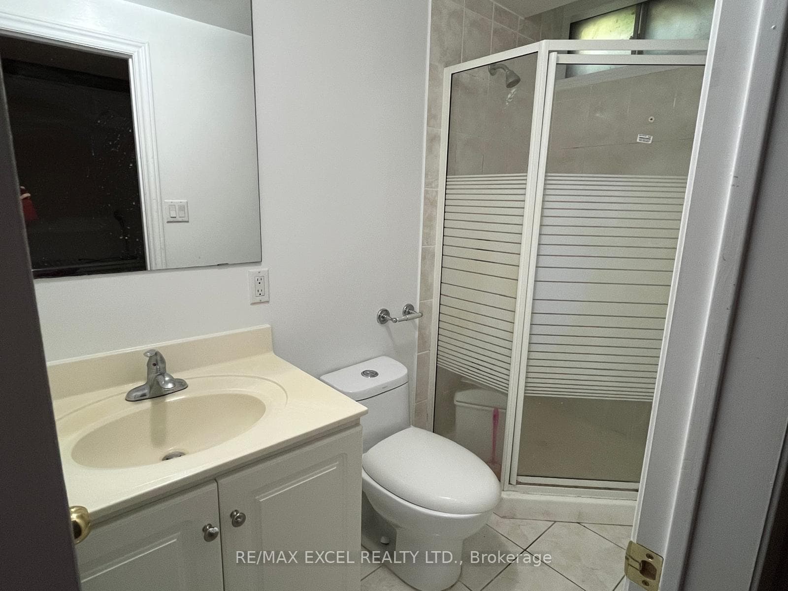 267 Port Royal Trail Unit Bsmt photo 9