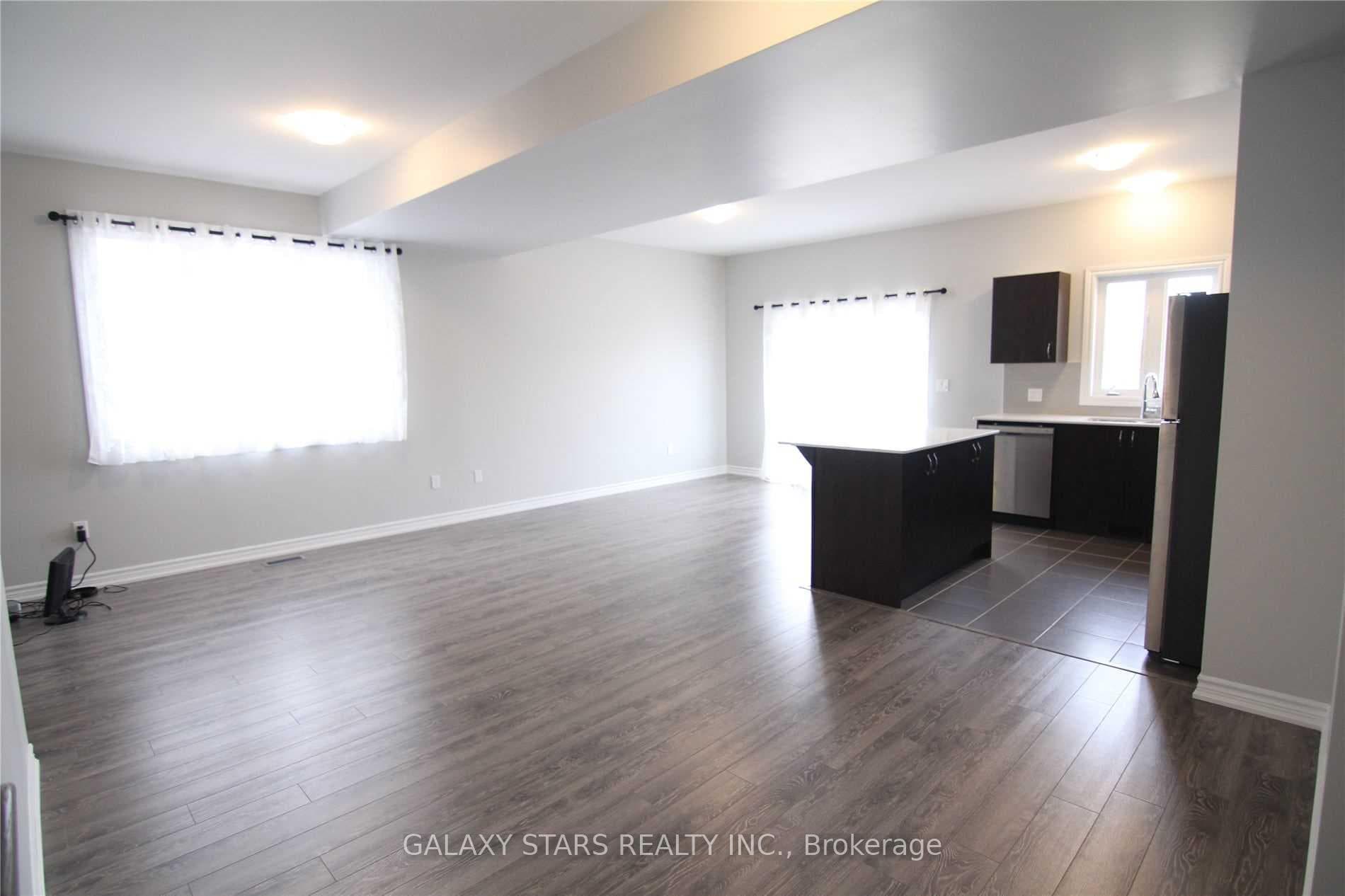 15 Tegan Court photo 6