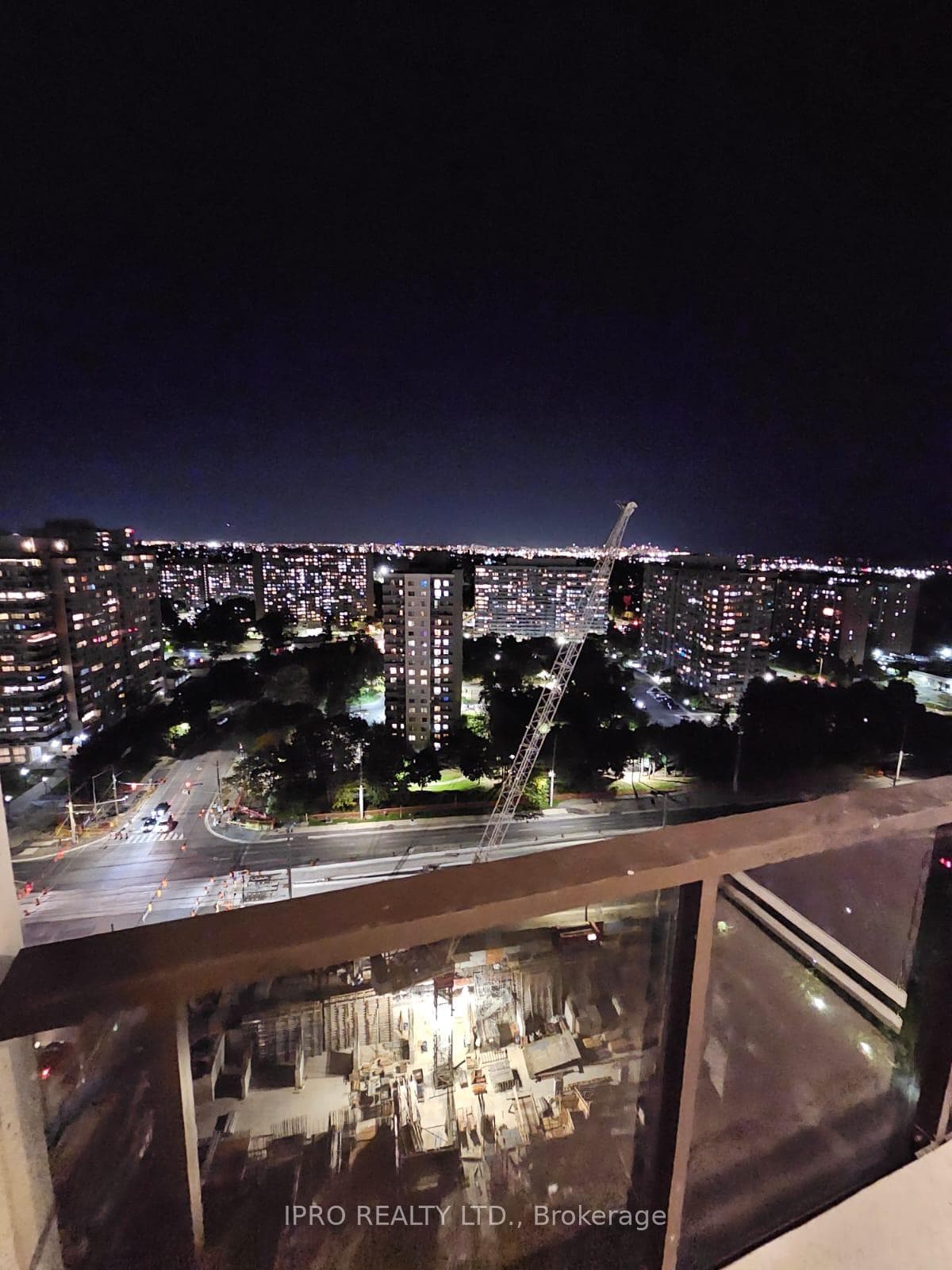 30 Elm Drive Unit 1704 photo 11