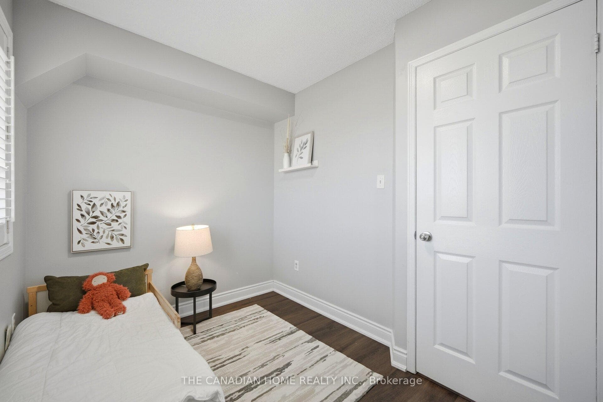 9482 Sheppard Avenue photo 24