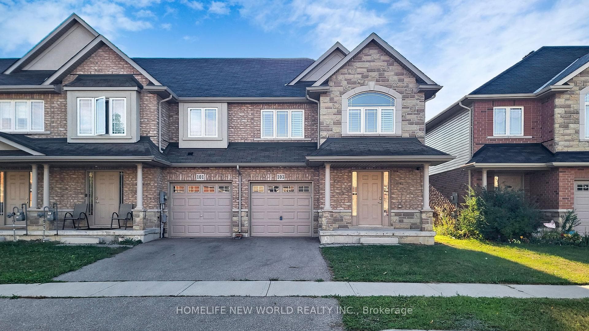 103 Charleswood Crescent photo 1