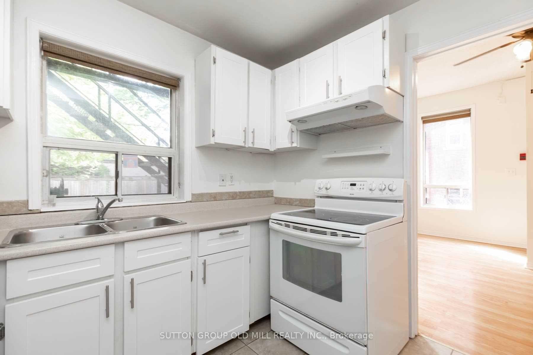 133 Dunn Avenue Unit 203 photo 6