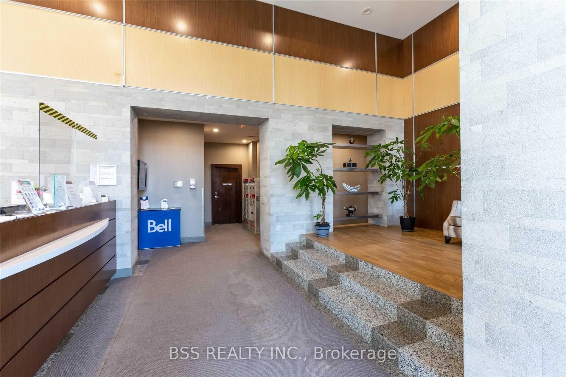 88 Grangeway Avenue Unit 903 photo 19