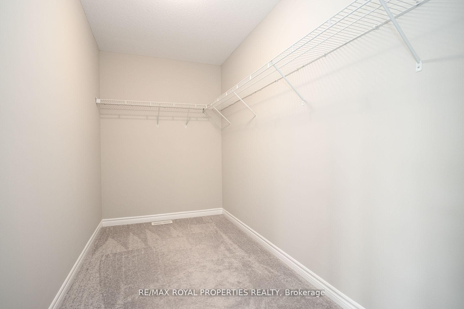 1027 Wright Drive photo 22