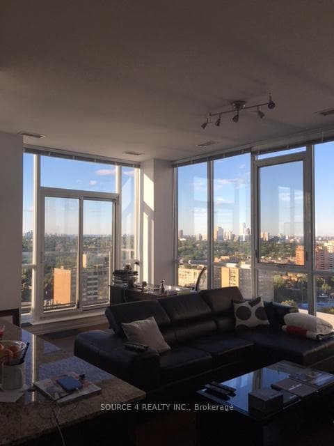 530 St Clair Avenue Unit 1903 photo 2