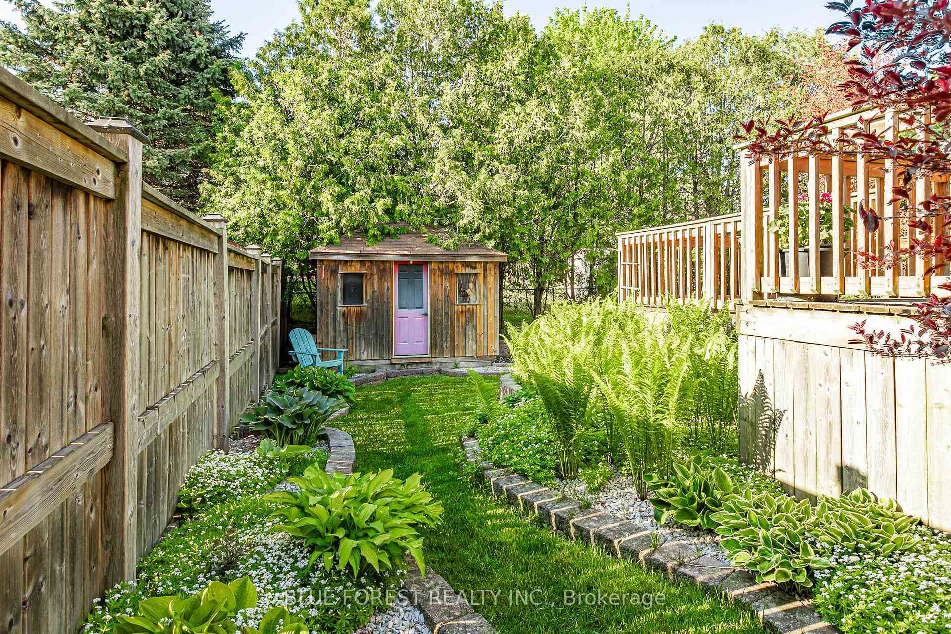 20 Turnberry Drive photo 37