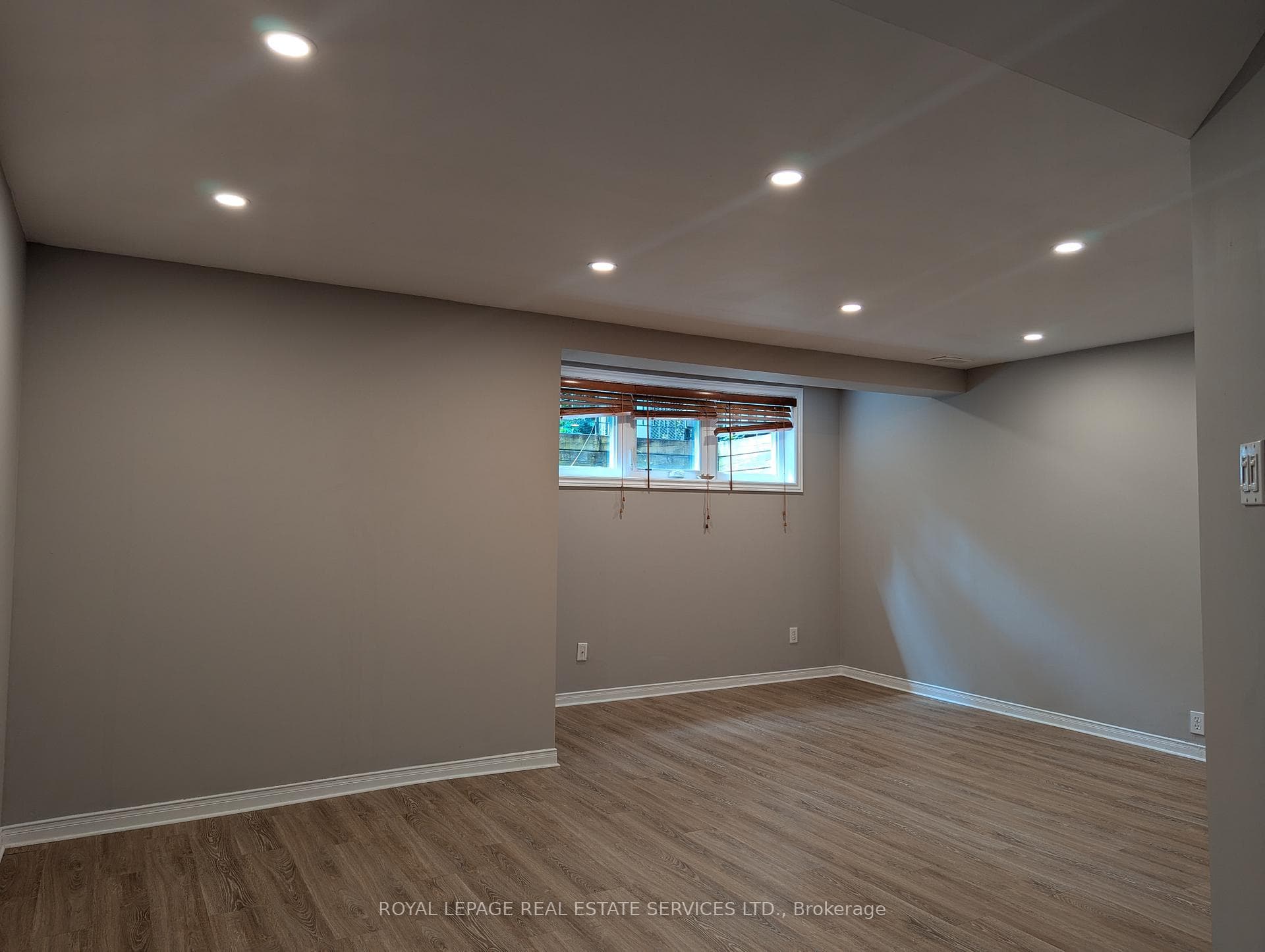 1084 Queen Street Unit 47B photo 23