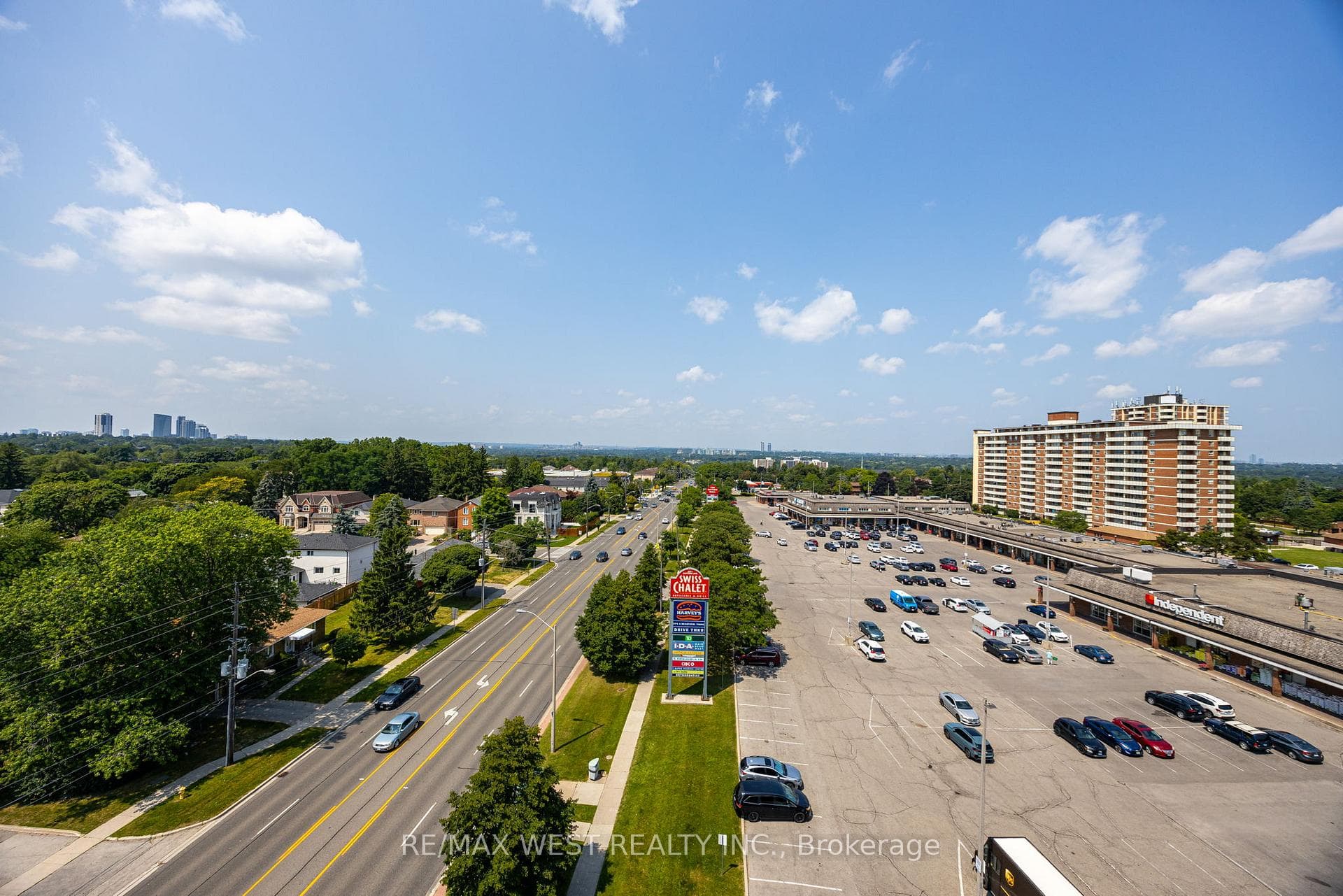 3237 Bayview Avenue Unit 902 photo 17