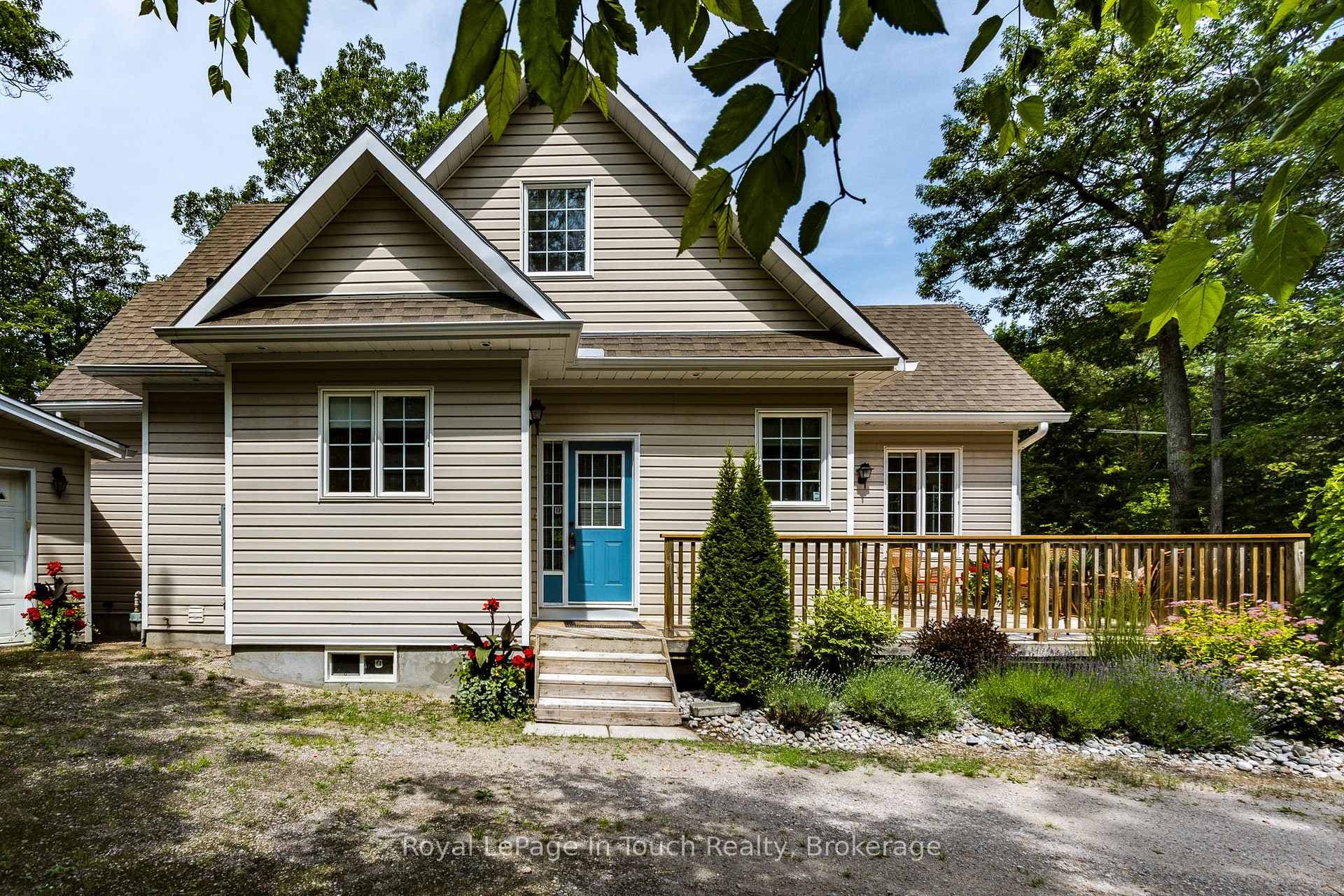 8 Woodward Drive photo 17