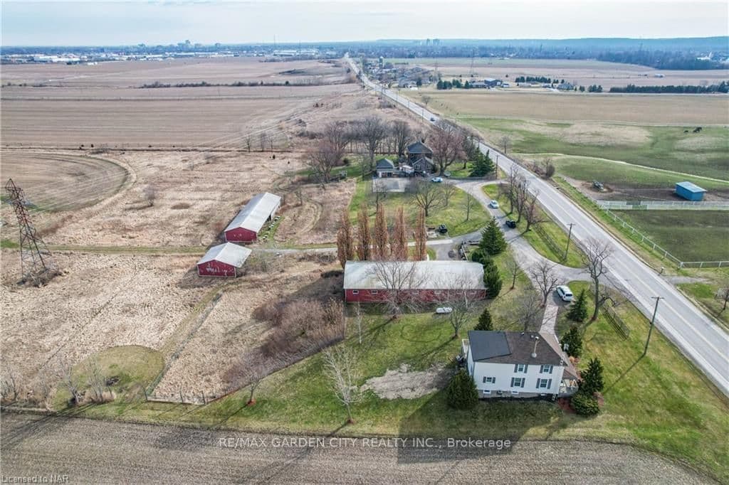 1415 REGIONAL RD 81 Road photo 5