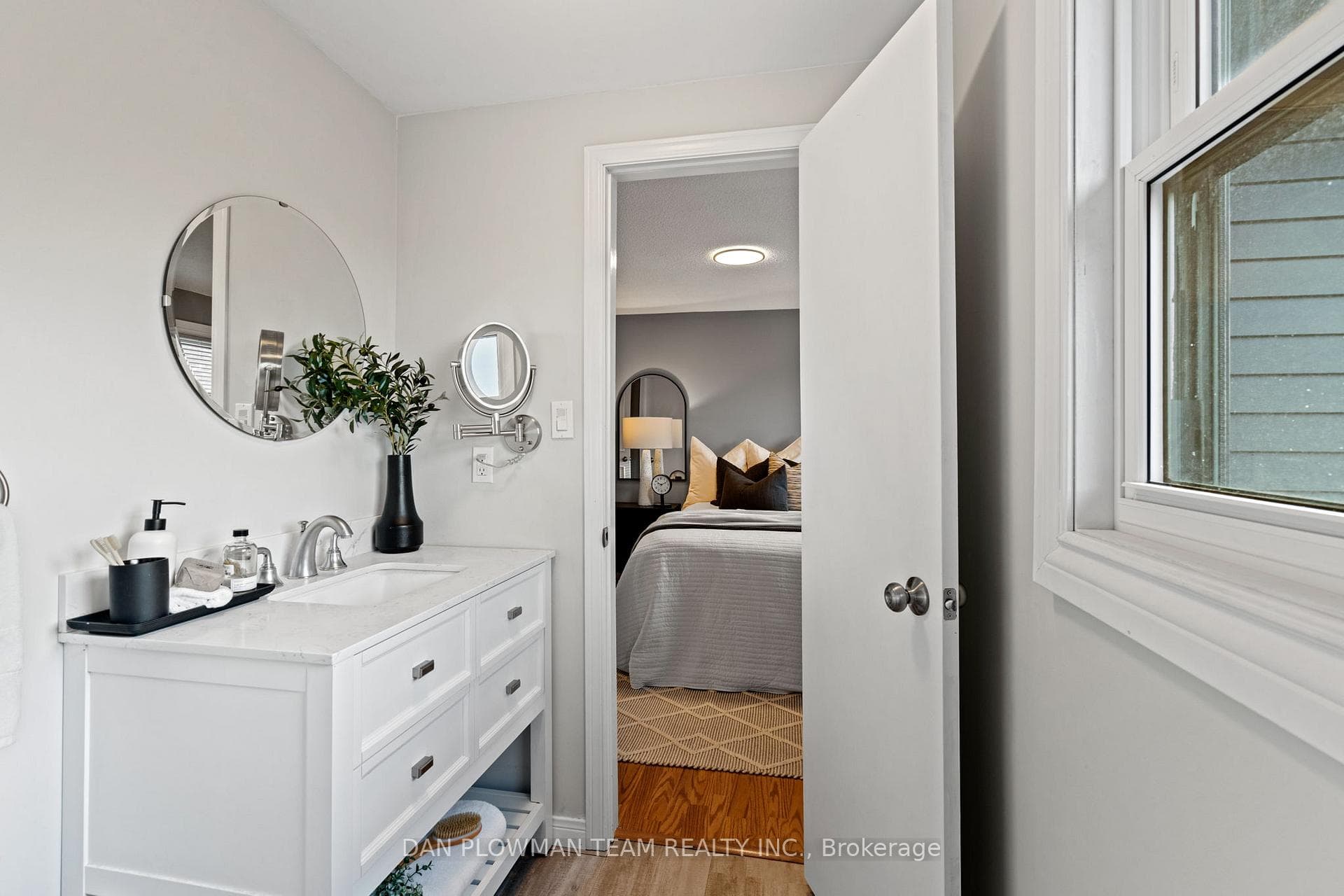 314 Dickens Drive photo 25