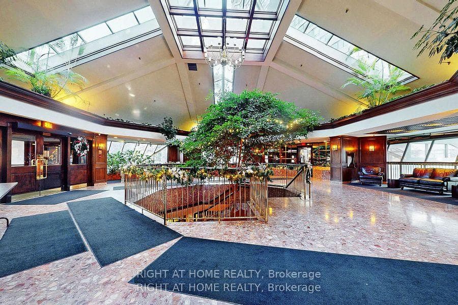 1300 Islington Avenue Unit 2404 photo 4