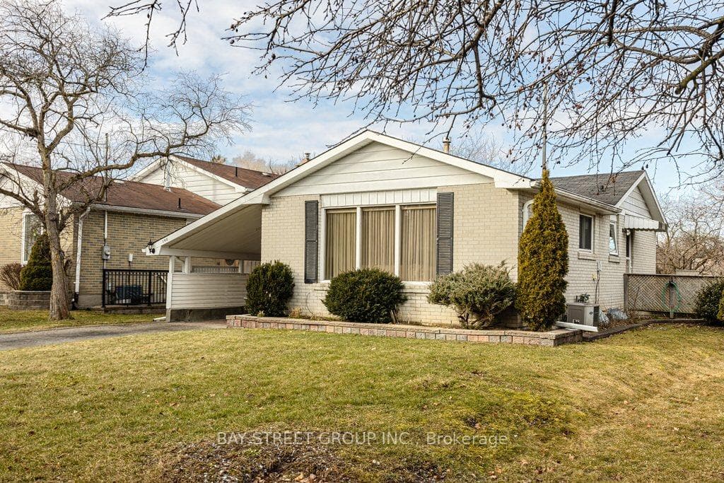 140 Woodpark Place photo 1