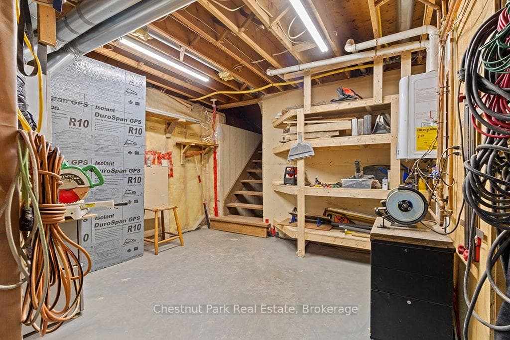 Walk out to rear yard