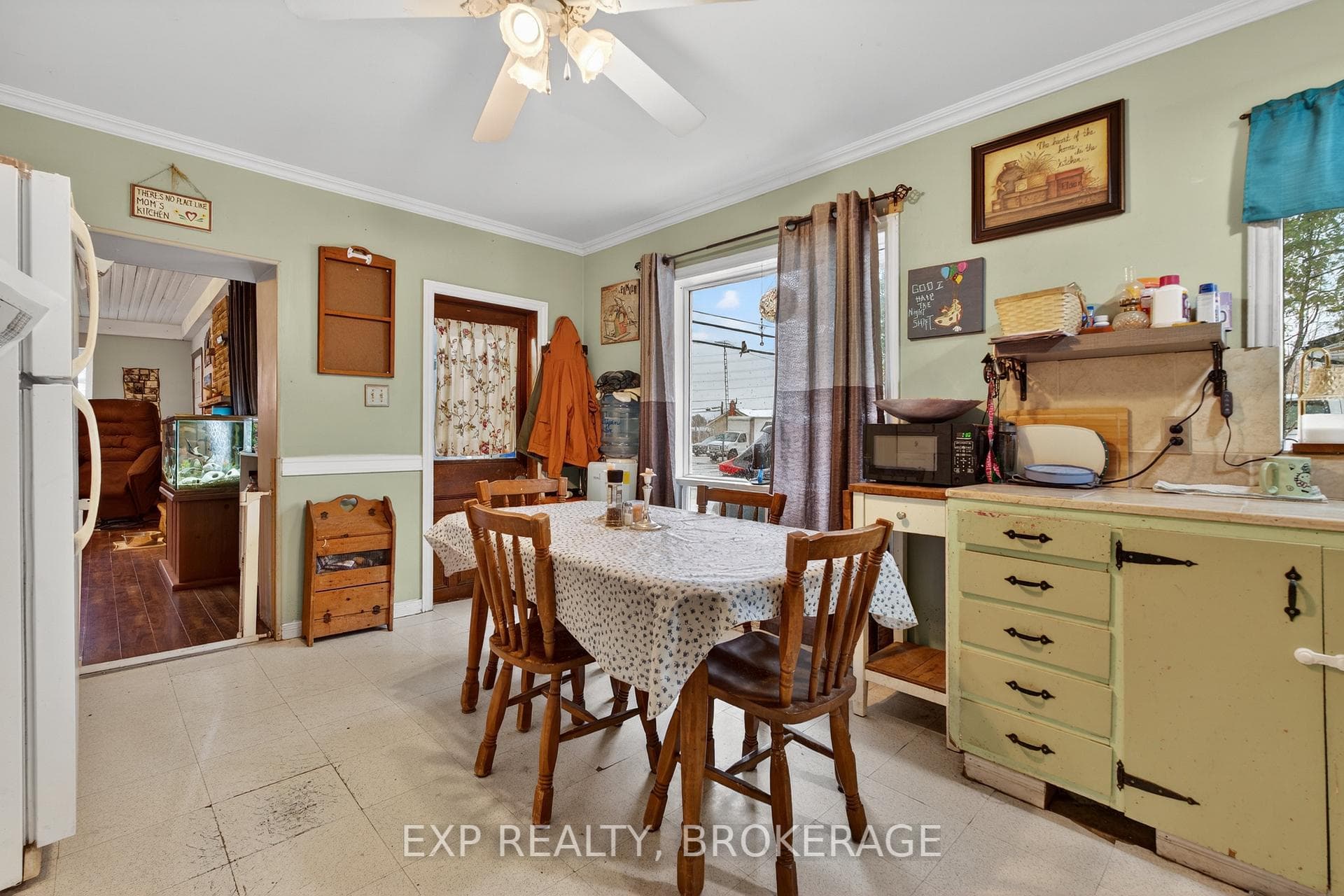 2295 SYDENHAM Road photo 9